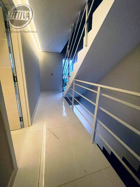 Casa à venda com 3 quartos, 200m² - Foto 21