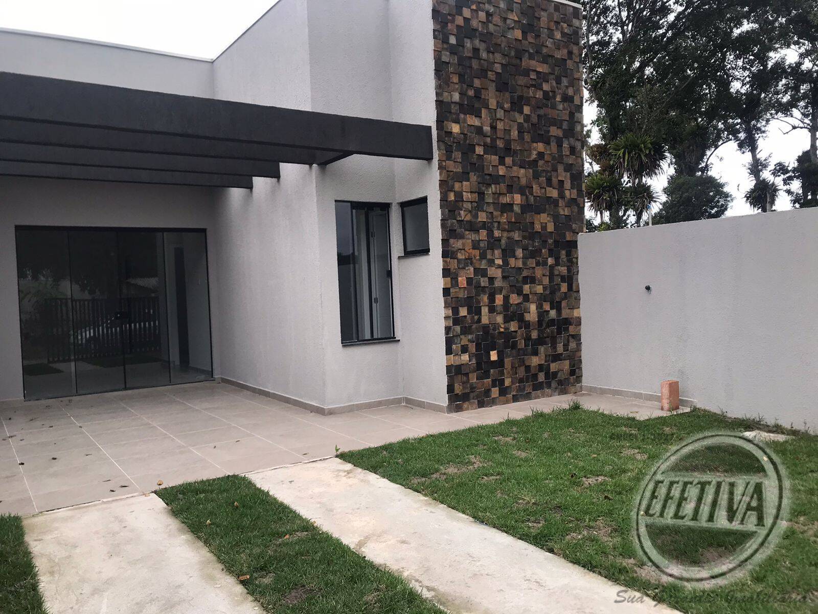 Casa à venda com 2 quartos, 58m² - Foto 1