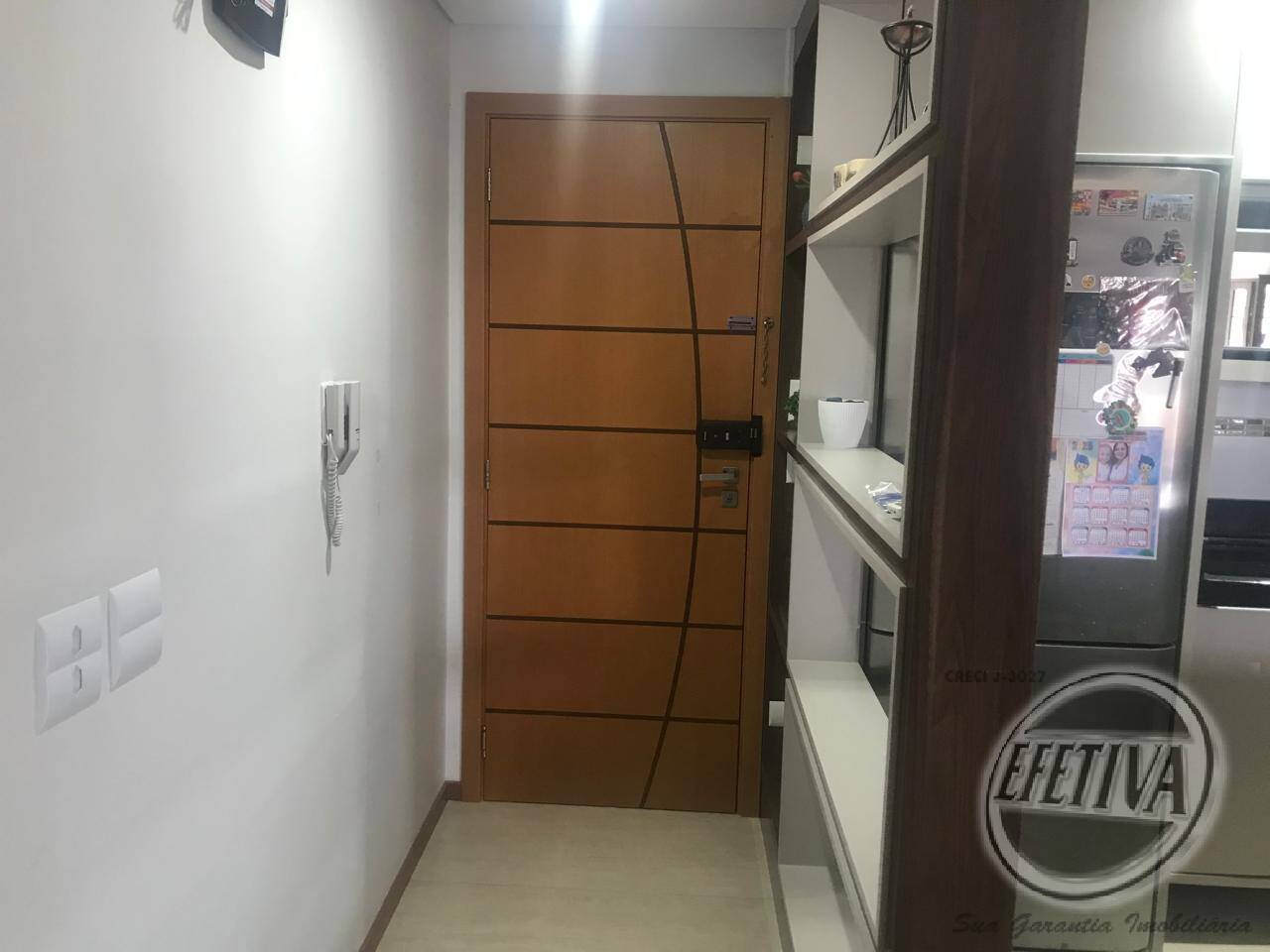 Apartamento à venda com 3 quartos, 267m² - Foto 2